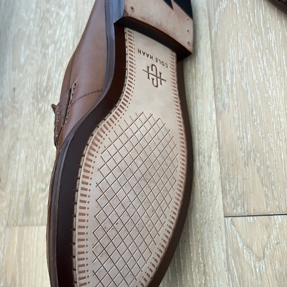 COLE HAAN PENNY LOAFERS - Picture 3 of 4